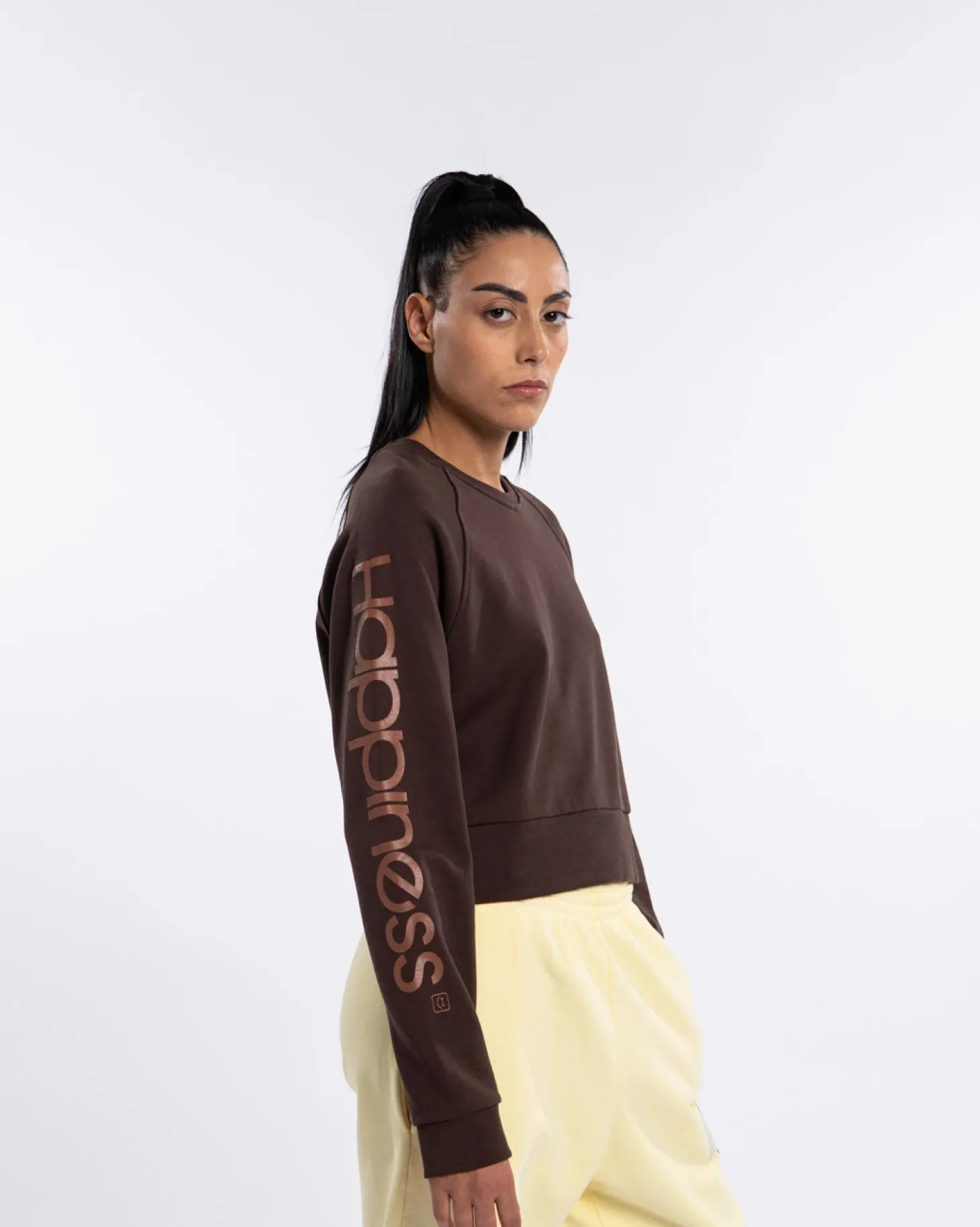 crop_donna_essential_1.webp Crop Donna Essential
