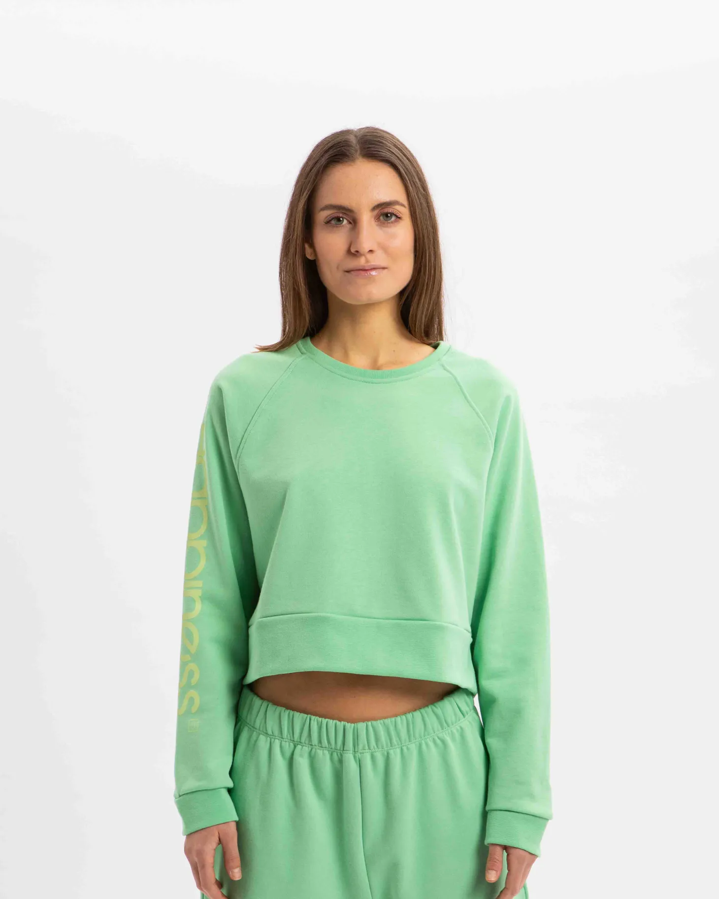 crop_donna_essential_4.webp Crop Donna Essential