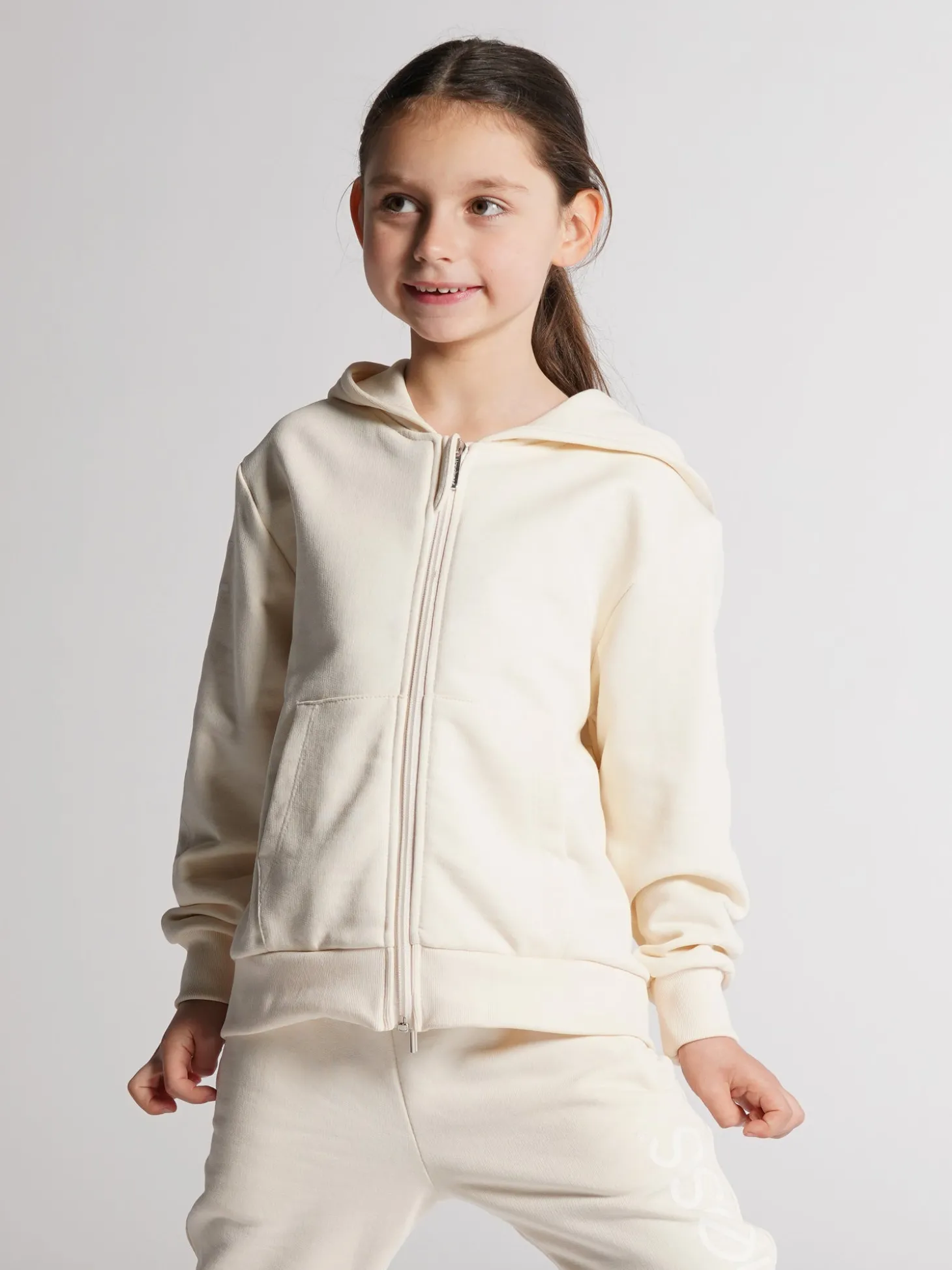 felpa_zip_kids__happiness_0-1.webp Felpa Zip Kids - Happiness Logo